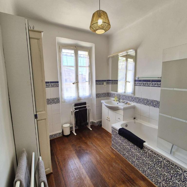 Maison de charme avec piscine, climatisé, WIFI, à deux pas du port et des plages - Villa mit privatem Pool - 22