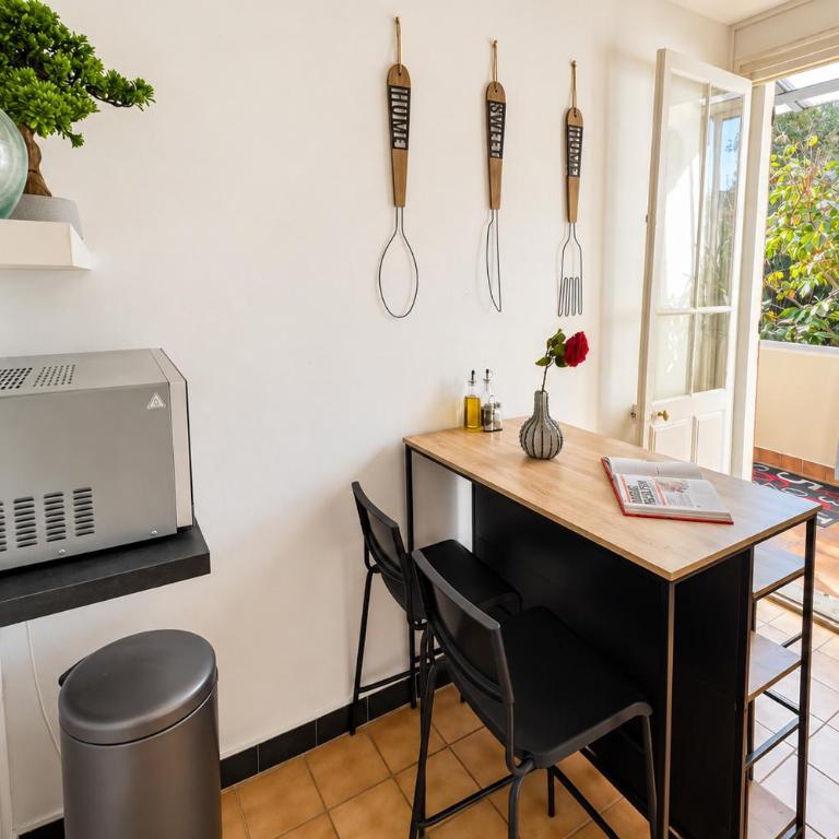 1 ch 1 sdb - Ecrin paisible proche rempart - Appartamento con 1 Camera da Letto e Terrazza - 8