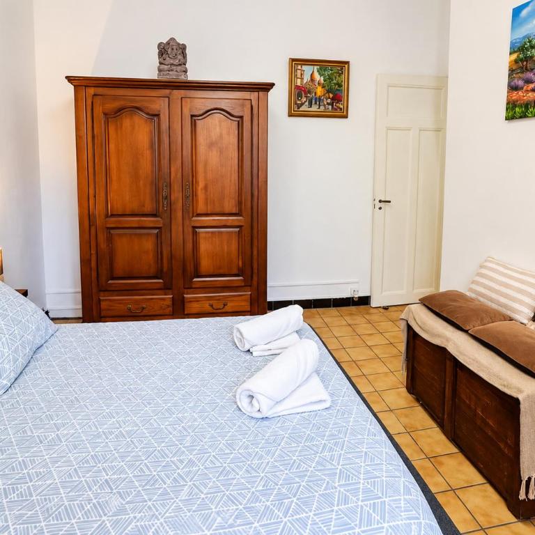1 ch 1 sdb - Ecrin paisible proche rempart - Appartamento con 1 Camera da Letto e Terrazza - 23