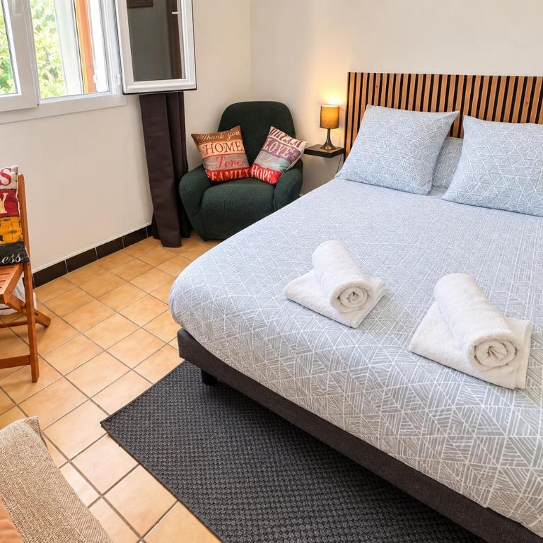 1 ch 1 sdb - Ecrin paisible proche rempart - Appartamento con 1 Camera da Letto e Terrazza - 24
