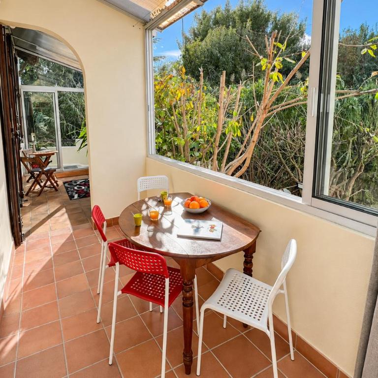 1 ch 1 sdb - Ecrin paisible proche rempart - Appartamento con 1 Camera da Letto e Terrazza - 32