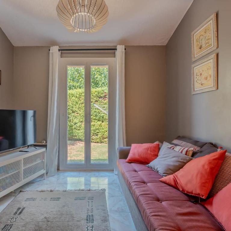 La Maison Provençale - Piscine - Ferienhaus - 9