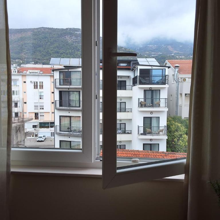 Nataliia Twister Apartment - Apartment with Mountain View - 34