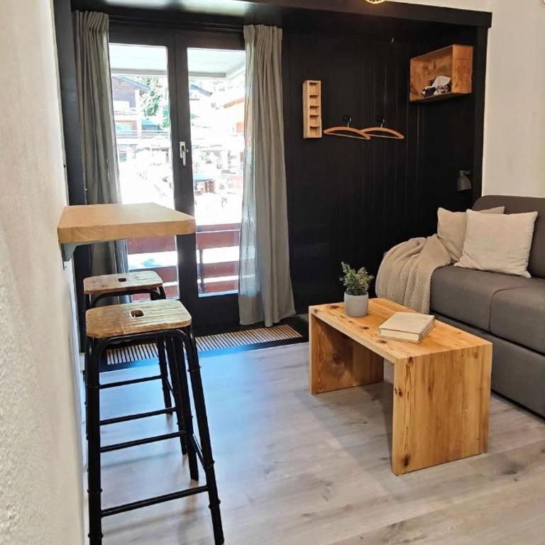 Studio avec balcon, Anzère centre - Apartment mit 1 Schlafzimmer - 2