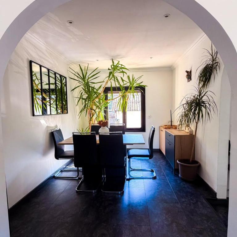 Maison vue montagne avec jaccuzi, piscine privés - Maison 2 Chambres - 2
