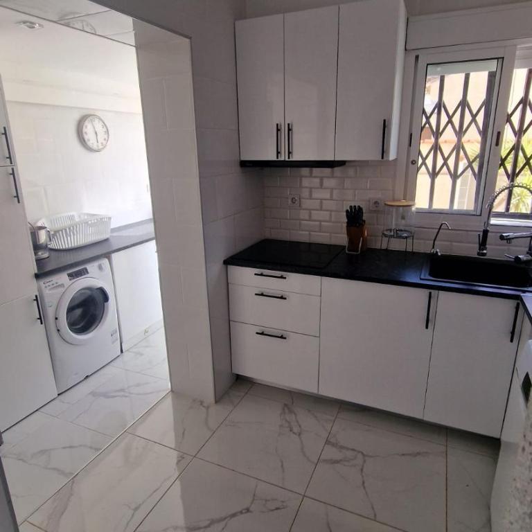 Luxury villa, private pool and gym near the beach - Villa de 3 dormitorios - 24