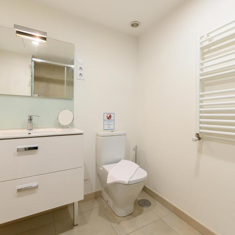 ASO941B - Piso de 3 dormitorios y 2 baños - Alquiler temporal - Apartment mit 3 Schlafzimmern - 39