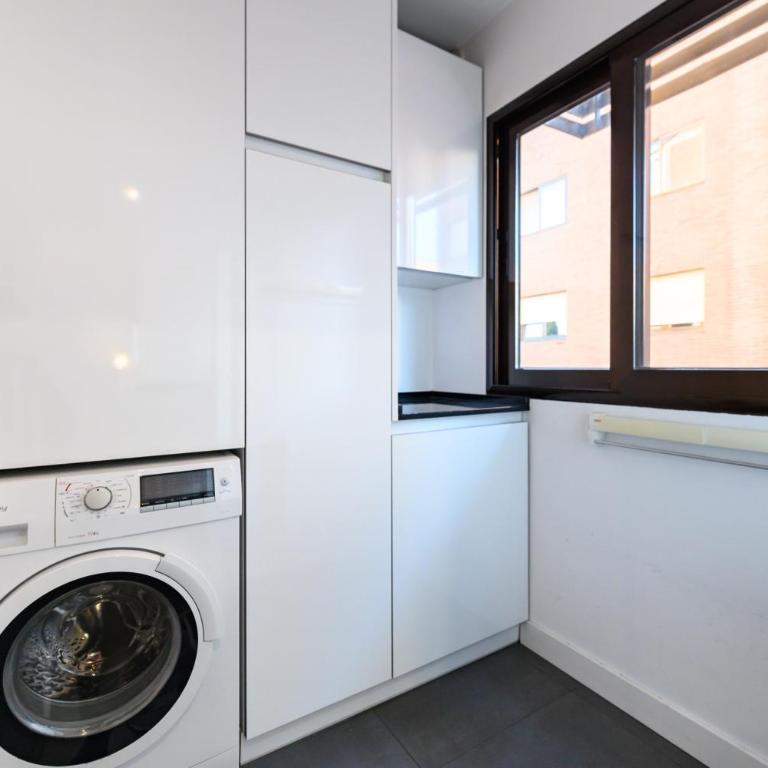 ASO941B - Piso de 3 dormitorios y 2 baños - Alquiler temporal - Apartment mit 3 Schlafzimmern - 50