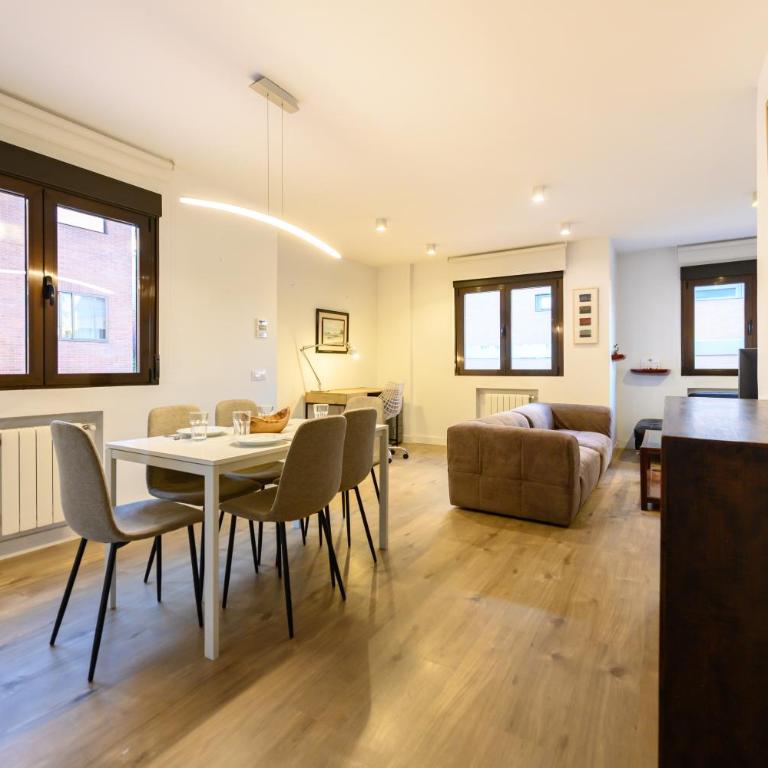 ASO941B - Piso de 3 dormitorios y 2 baños - Alquiler temporal - Apartment mit 3 Schlafzimmern - 4