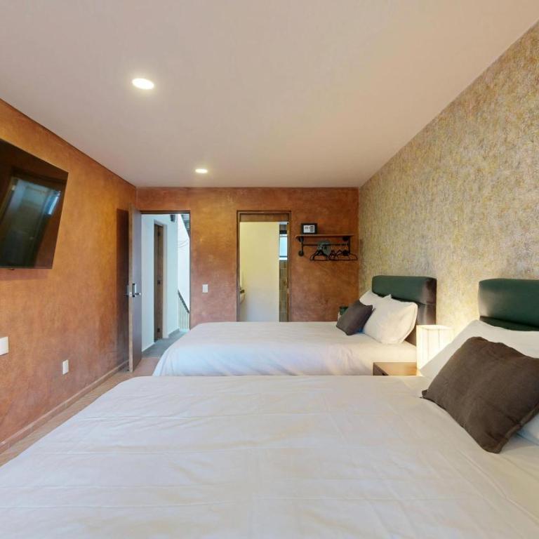 Coyohuacan - Quadruple Room with Private Bathroom - 8