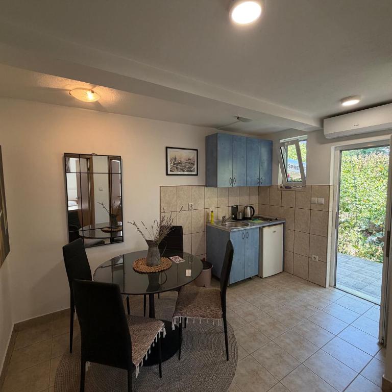 Apartments Suzana - Apartman sa 2 Spavaće Sobe - 3