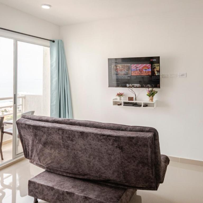 Balcón con Vista al Mar y Kit de Playa - Two-Bedroom Apartment - 20