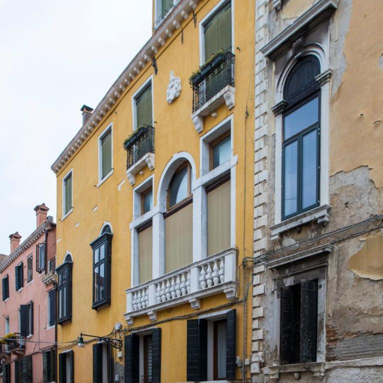 Palazzo Paruta & Wellness Suites - Appartamento con 2 Camere da Letto - Edificio Separato - 1
