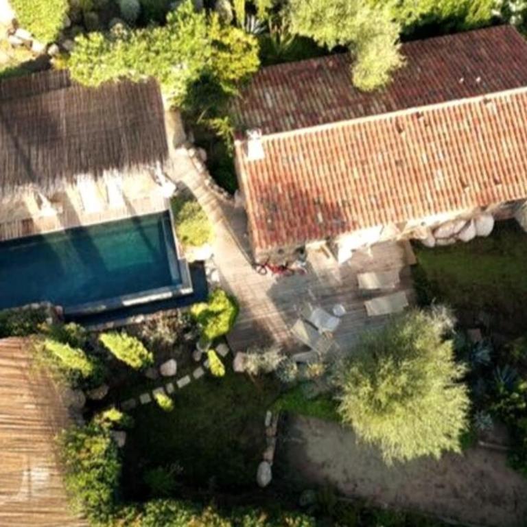 Casa di Petra Maison d'exception piscine infinie & charme authentique - Maison de Vacances - 17