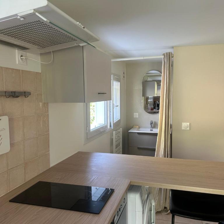 Charmant T2 à 10 min du lac - Appartement 1 Chambre avec Jardin - 16