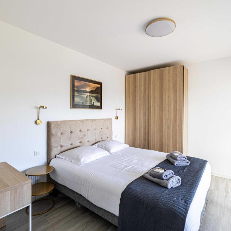Elegance and serenity with terrace, view & A C - Appartamento con 1 Camera da Letto - 3
