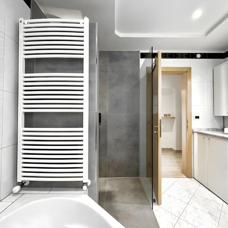 Apartments Tratter - Appartamento Deluxe con 2 Camere da Letto e Vista Giardino - 18