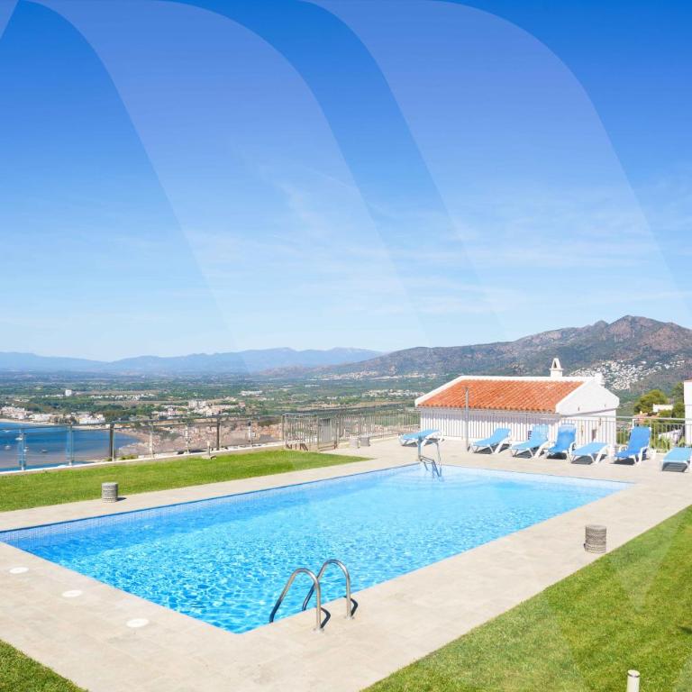 Maison vacances avec piscine commune et vue mer - Two-Bedroom House - 17