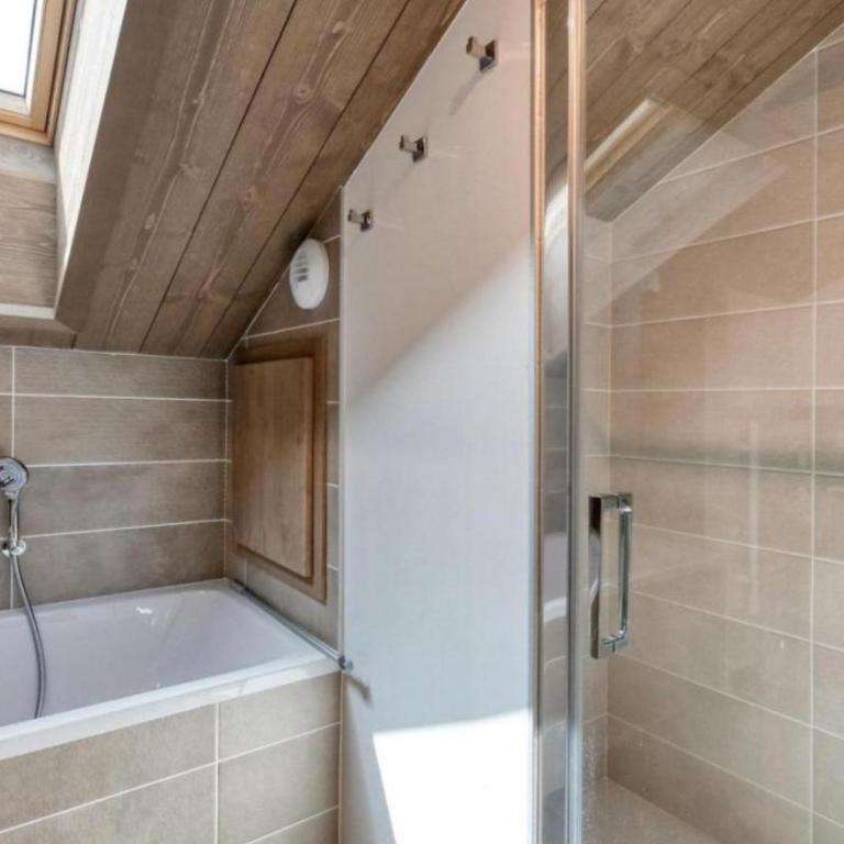 Alpine Chic L Ariondaz AB32 - Appartement 2 Chambres - 9
