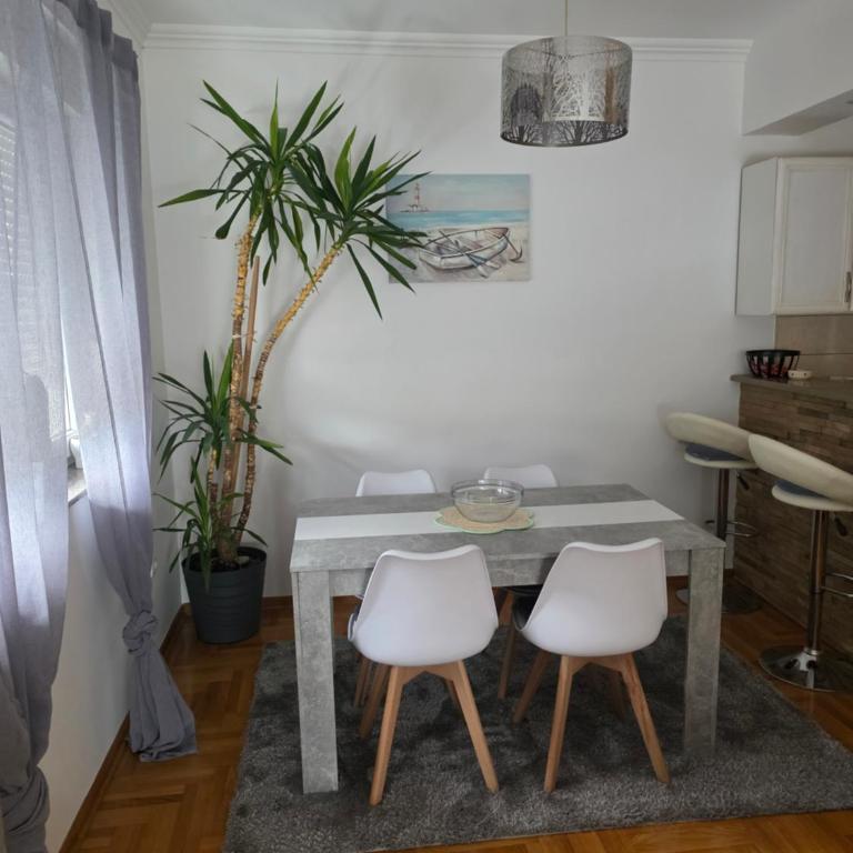 Apartman BoLeo - Two-Bedroom Apartment - 3