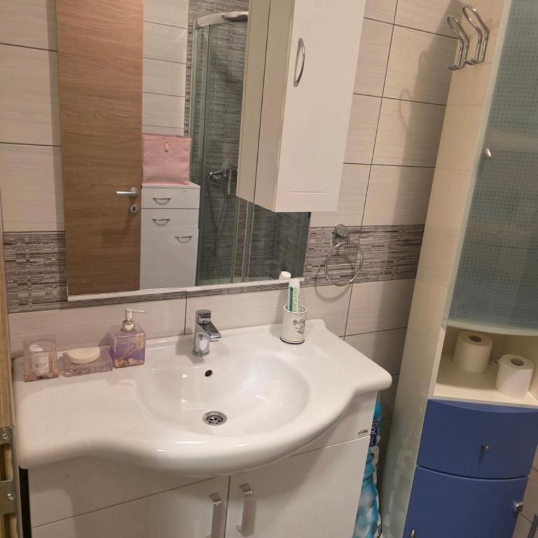 Apartman BoLeo - Two-Bedroom Apartment - 4
