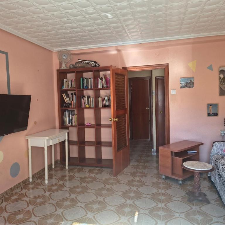 Apartment Two large beds Beach 300 mts AC - Apartamento de 2 dormitorios - 1