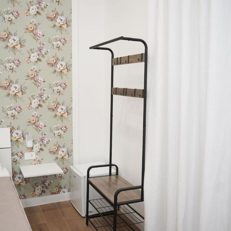 B&B Suite Dimora Benincasa, near central station - Camera Quadrupla con Bagno Privato - 4