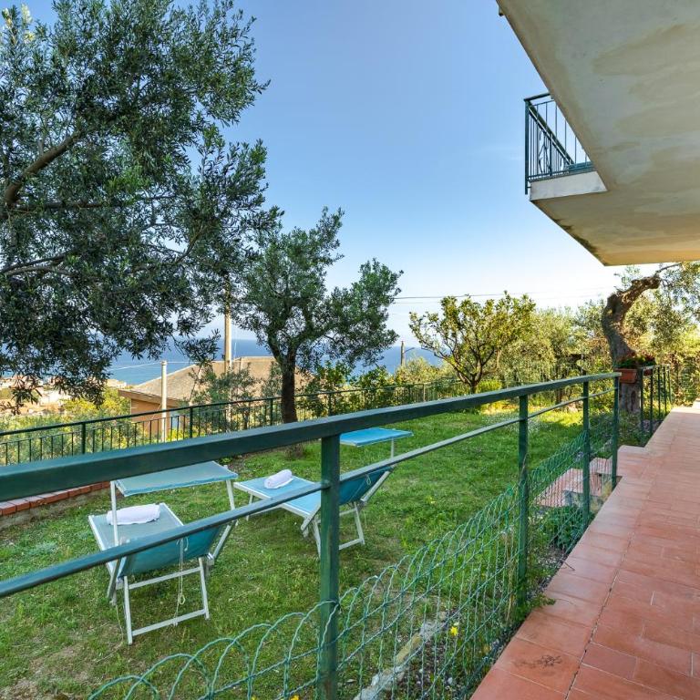 Hostdomus - Il Belvedere - Appartamento con 2 Camere da Letto - 13