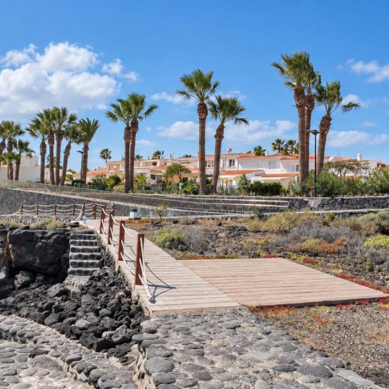 Golf Park Sunny Cozy Penthouse near the Ocean with large double terraces, fiber WIFI, 3 pools, NEW bbq South Tenerife - Apartamento con terraza - 59