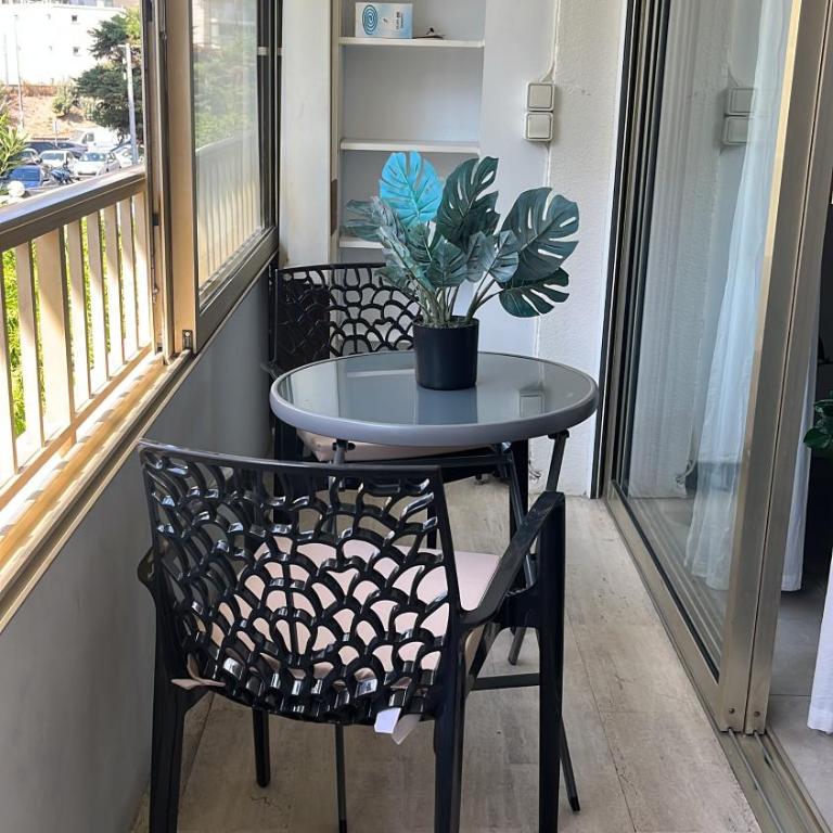 Le Castille - à deux pas des plages - Studio avec Terrasse - 10