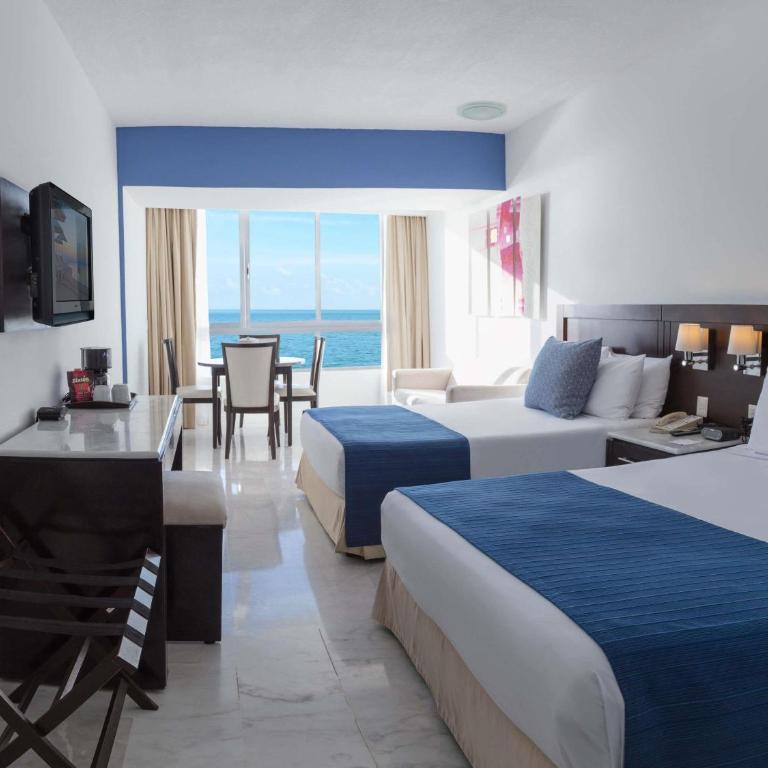 Park Royal Mazatlán - Standard Double Room with Two Double Beds with Ocean View - 4
