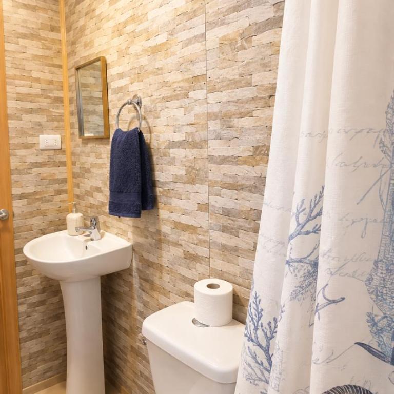 A 5 min de Costanera, Casa Familiar, WiFi, Parking - One-Bedroom House - 19