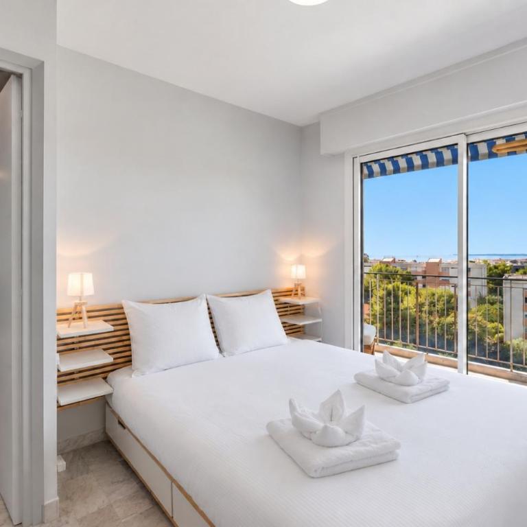 Le Panoramic Lérins - 2km de la Plage - Appartement - 5