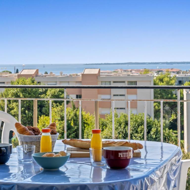 Le Panoramic Lérins - 2km de la Plage - Appartement - 14