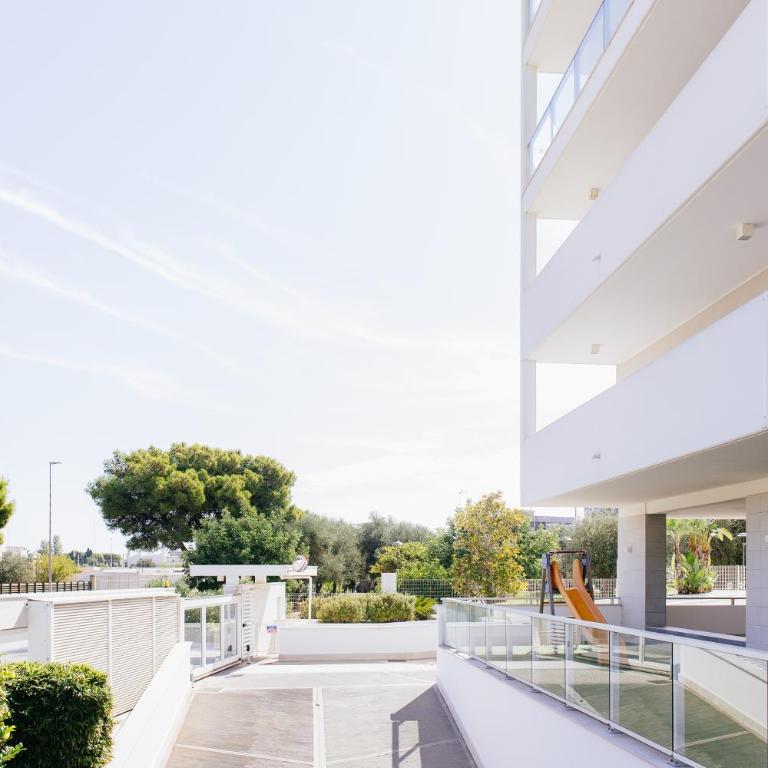 Brezza di Bari, Terrace & Free Parking, family and group apartment by Leviora Collection - Appartamento con 2 Camere da Letto - 41
