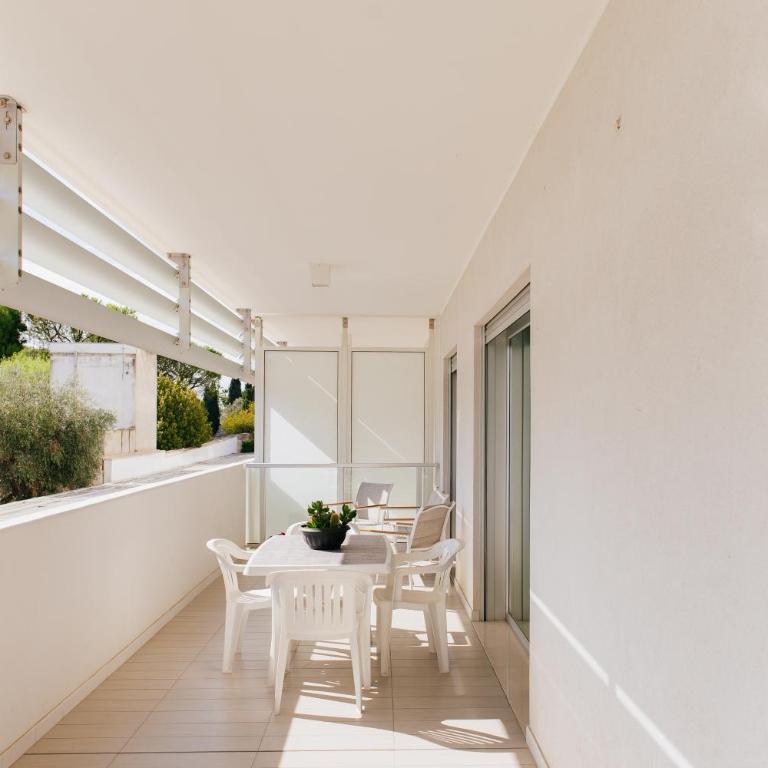 Brezza di Bari, Terrace & Free Parking, family and group apartment by Leviora Collection - Appartamento con 2 Camere da Letto - 5