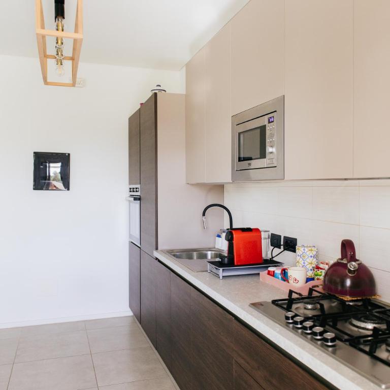 Brezza di Bari, Terrace & Free Parking, family and group apartment by Leviora Collection - Appartamento con 2 Camere da Letto - 16