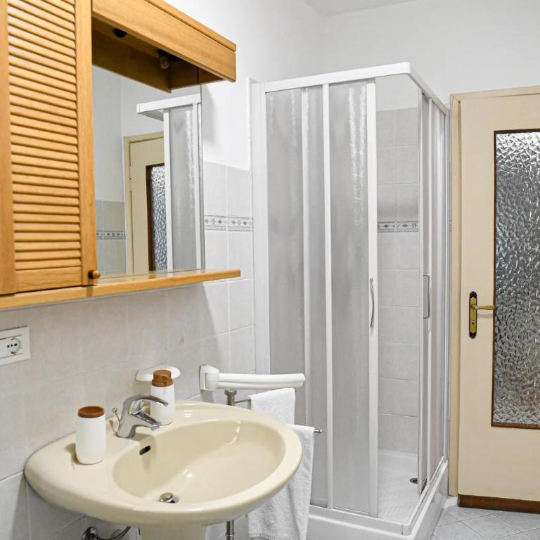 Aosta Centre Apartments - St Martin des Corleans - Appartamento con 4 Camere da Letto e Balcone - 17