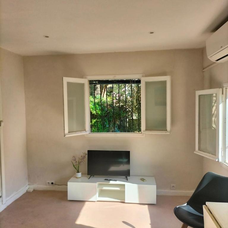 Maison du Pigeonnier - Appartement 1 Chambre - Vue sur Jardin - 8