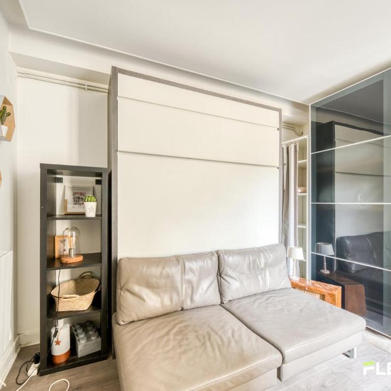 rue Lepic 75018 - T2 - Apartment - 11