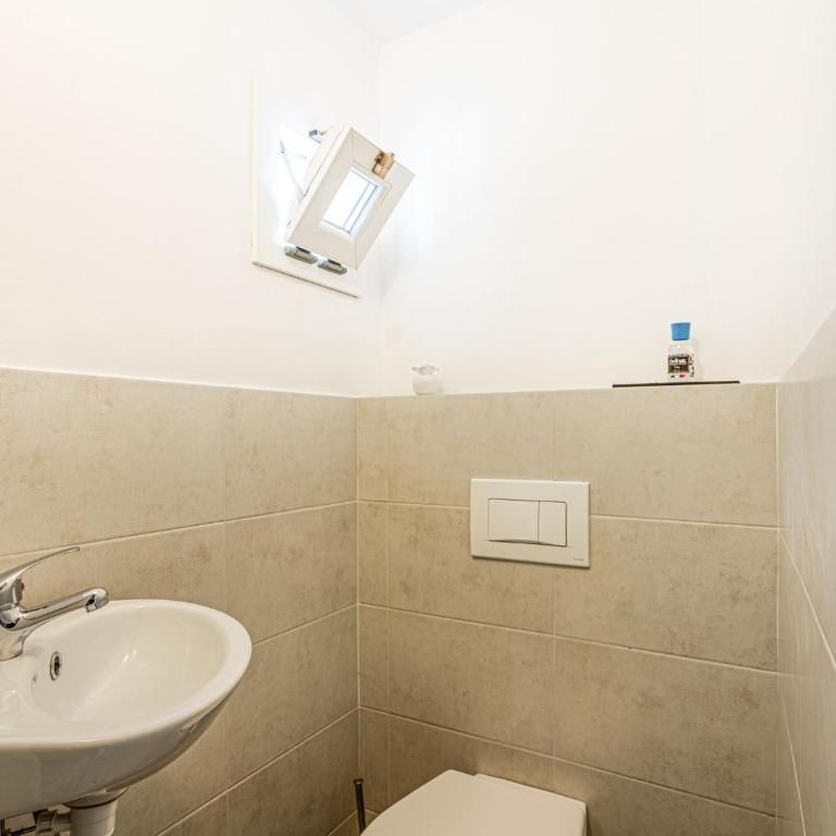 Modern 2 Bedroom Apt x6, Santa Croce, AC e Wi-Fi - Appartamento con 2 Camere da Letto - 9