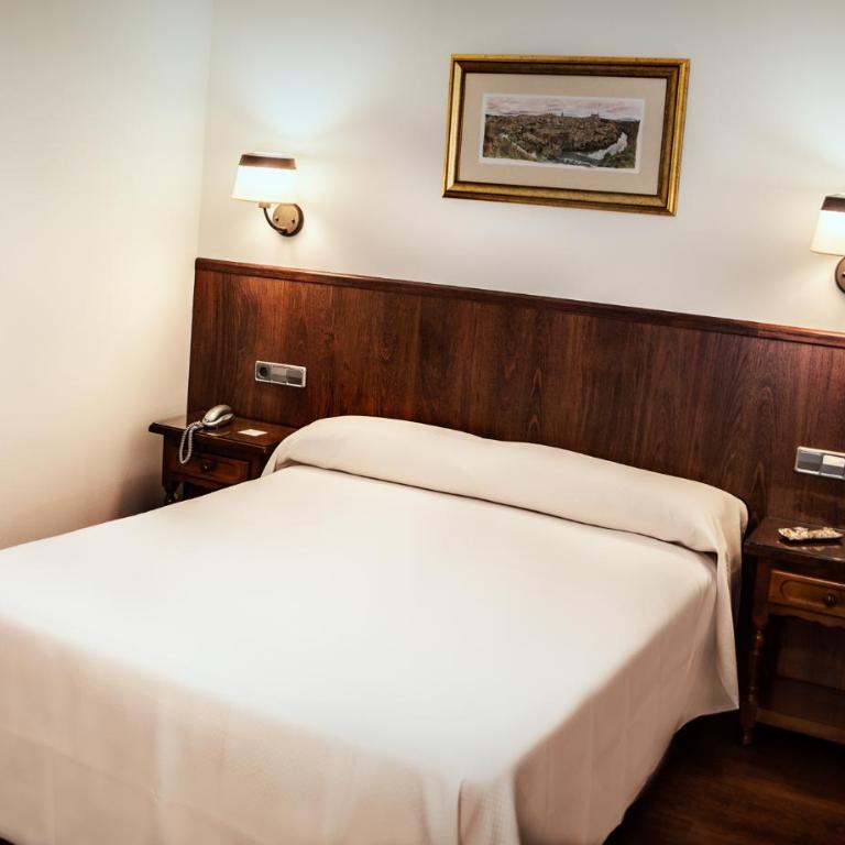 Hotel Santa Isabel - Habitación Doble Clásica - 1 o 2 camas - 11