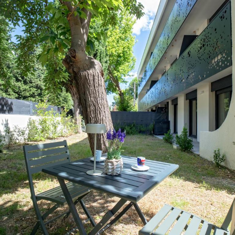 Epure Montpellier - Appartement neuf et chic avec grand jardin privé, Centre à pied - Deluxe Apartment mit 2 Schlafzimmern - 24