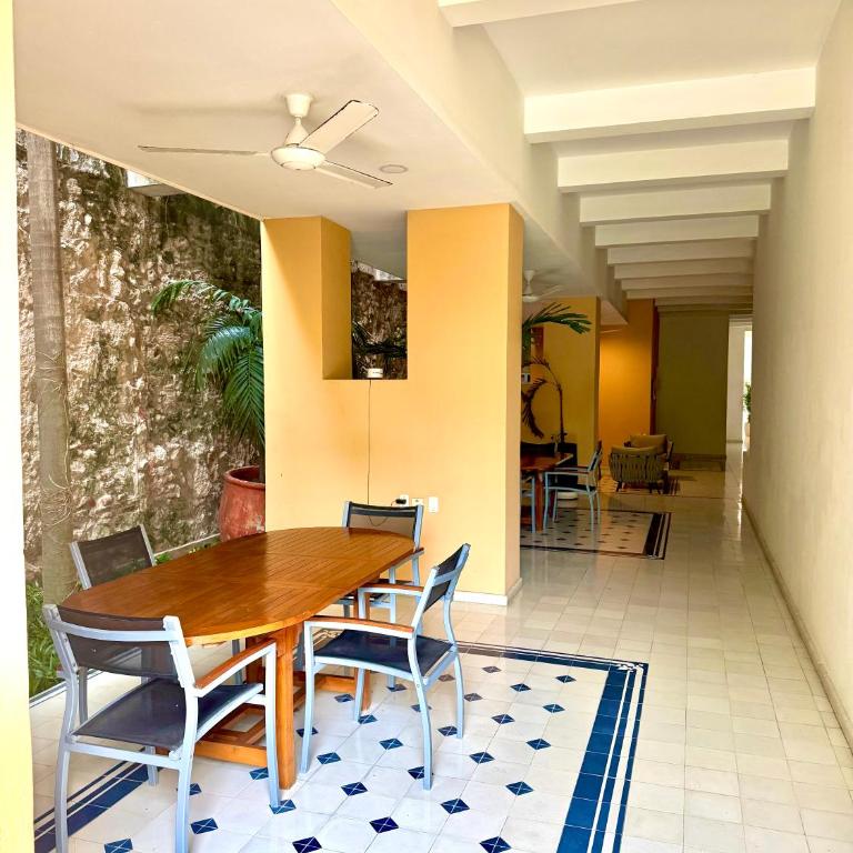 by Calamari Homes - Parque Centenario casa 206 walled city - Apartamento de 1 dormitorio - 17
