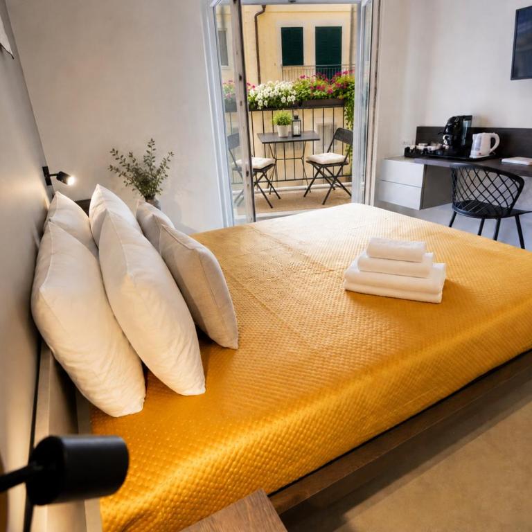 FP Rooms - Camera Matrimoniale con Balcone - 3