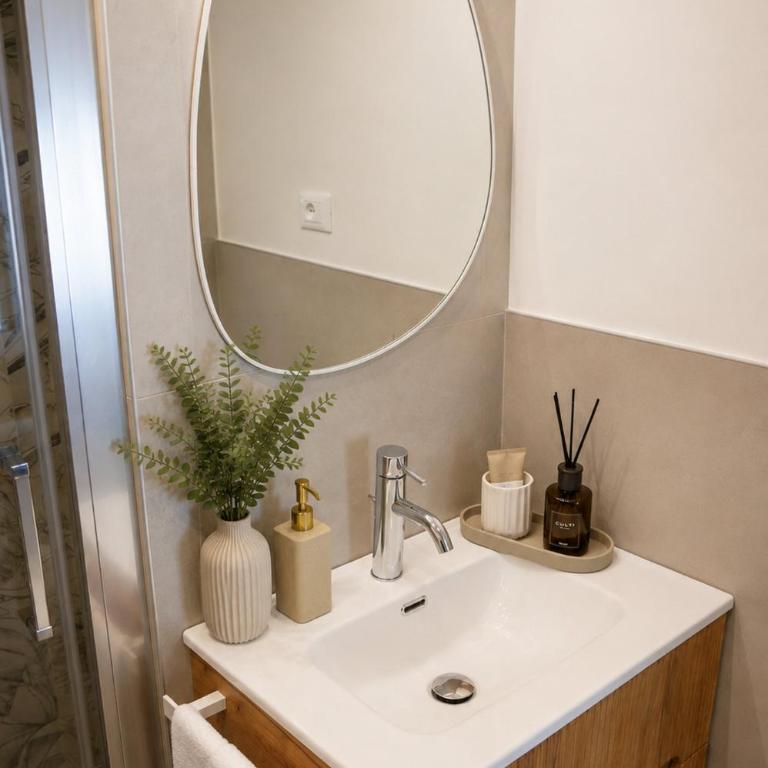 FP Rooms - Camera Matrimoniale con Balcone - 11