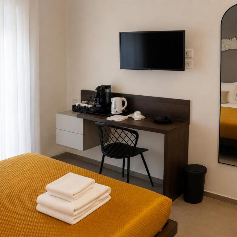 FP Rooms - Camera Matrimoniale con Balcone - 19