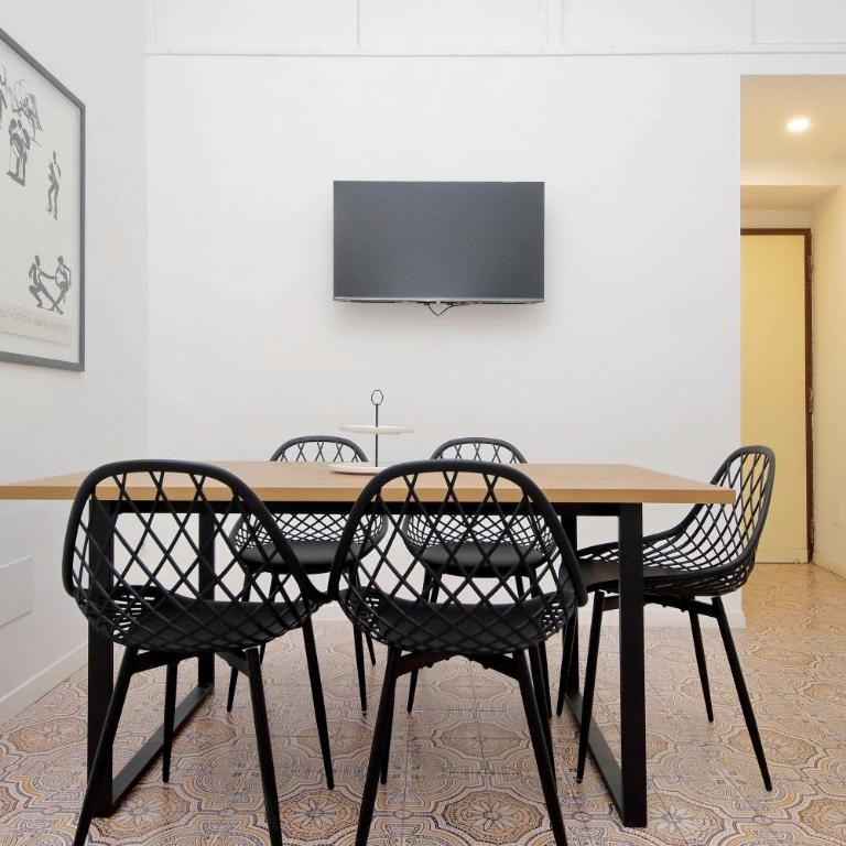 Central Family House near Colosseum Rome - Appartamento Superior con 3 Camere da Letto - 69