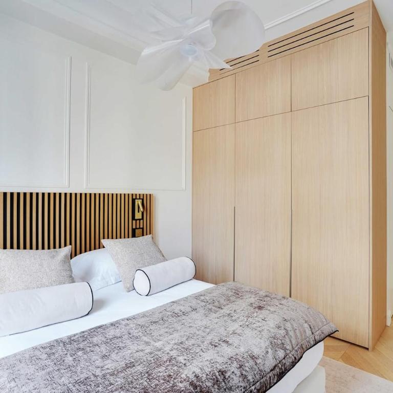 Apartments Near the Arc de Triomphe - Apartment - 14