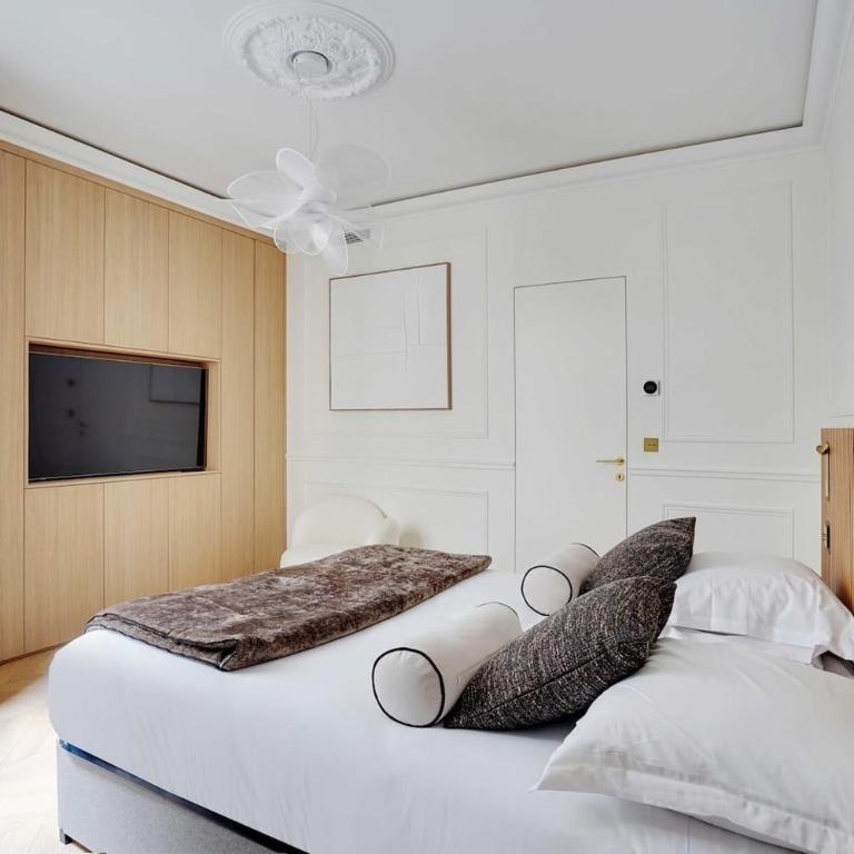 Apartments Near the Arc de Triomphe - Apartment - 17